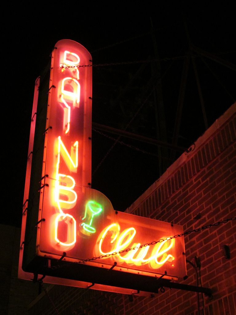 The 7 Best Neon Signs In Chicago, Illinois