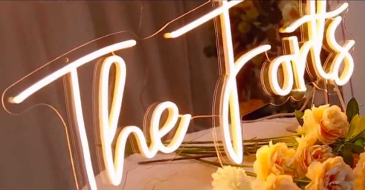Load video: Neon name signs for weddings